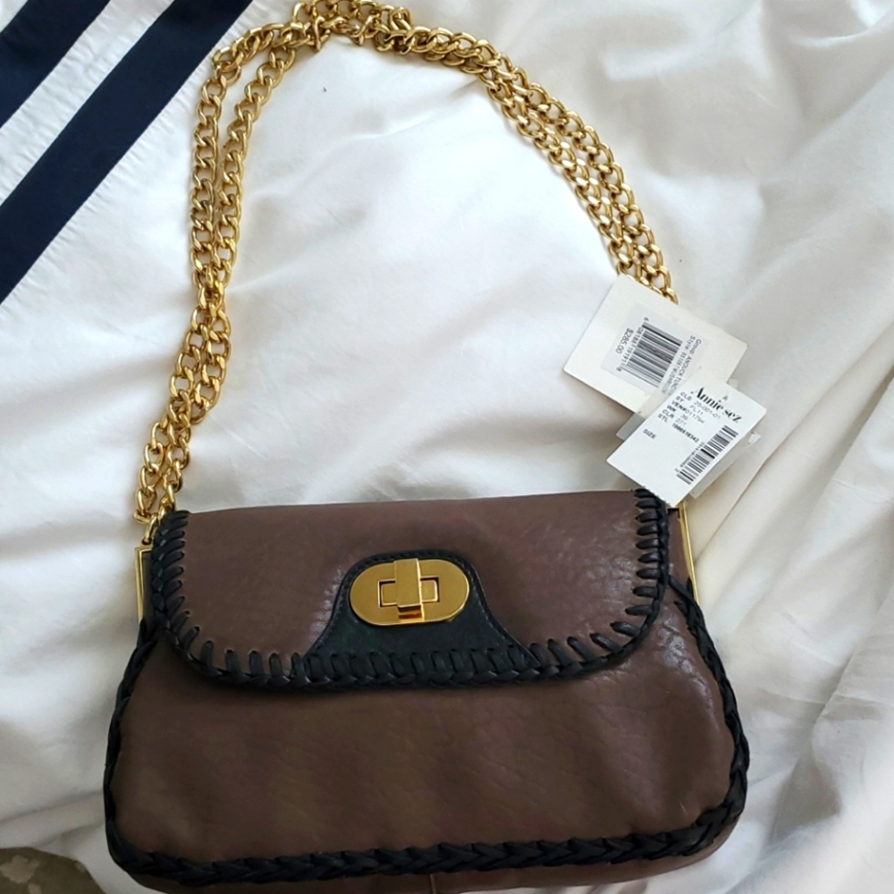 Badgley Mischka new brown leather purse